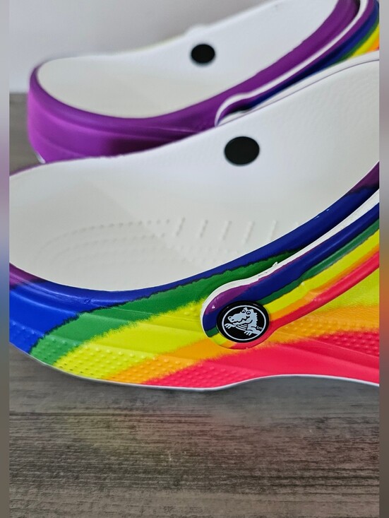 CROCS Classic Red Rainbow Stripes Colorful Charms Men 11  Clog Y2k Festive main image 11
